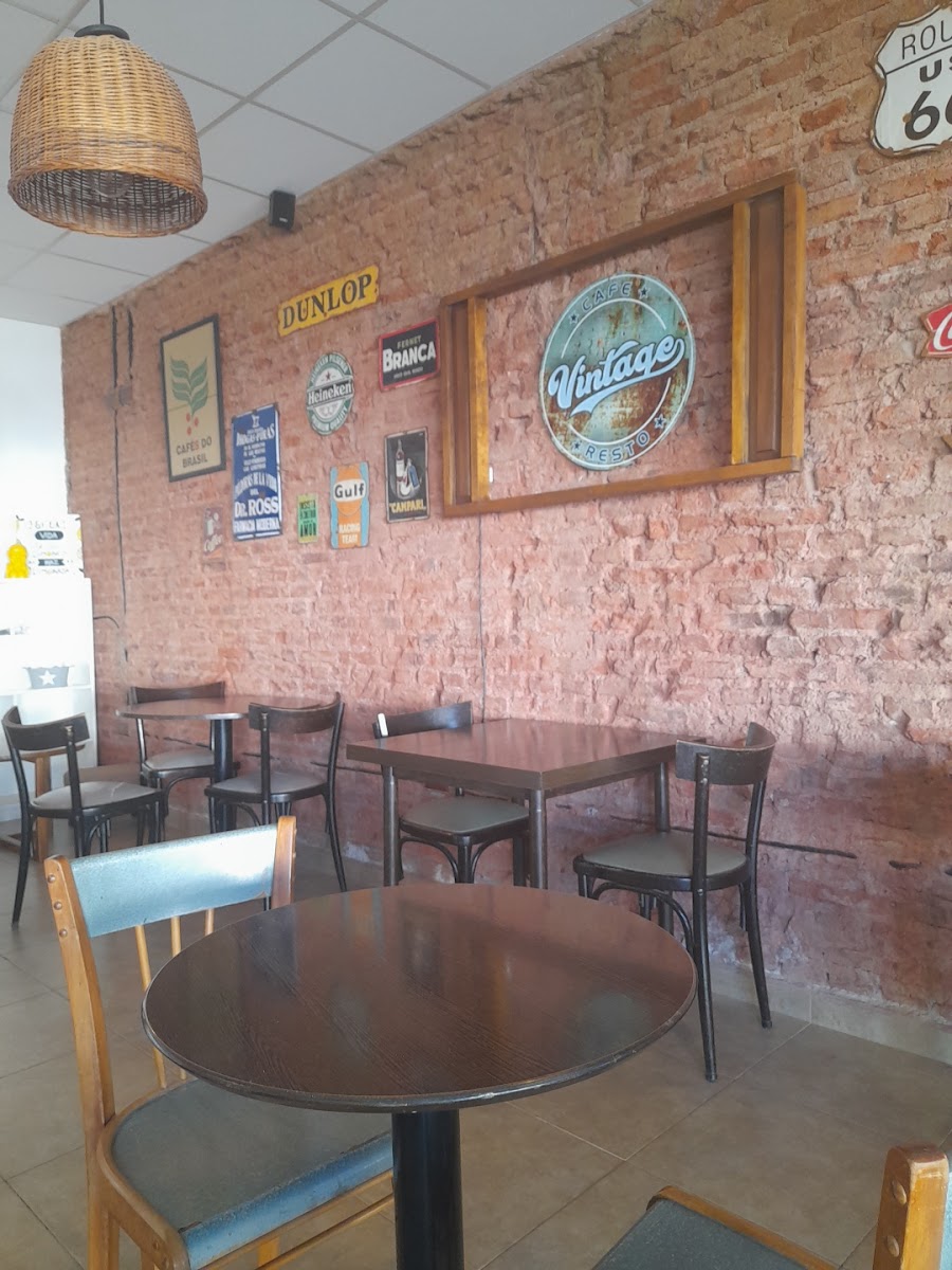 Vintage Café Resto